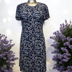 ✅Tommy Hilfiger Blue and White Flutter Sleeve Sheath Dress